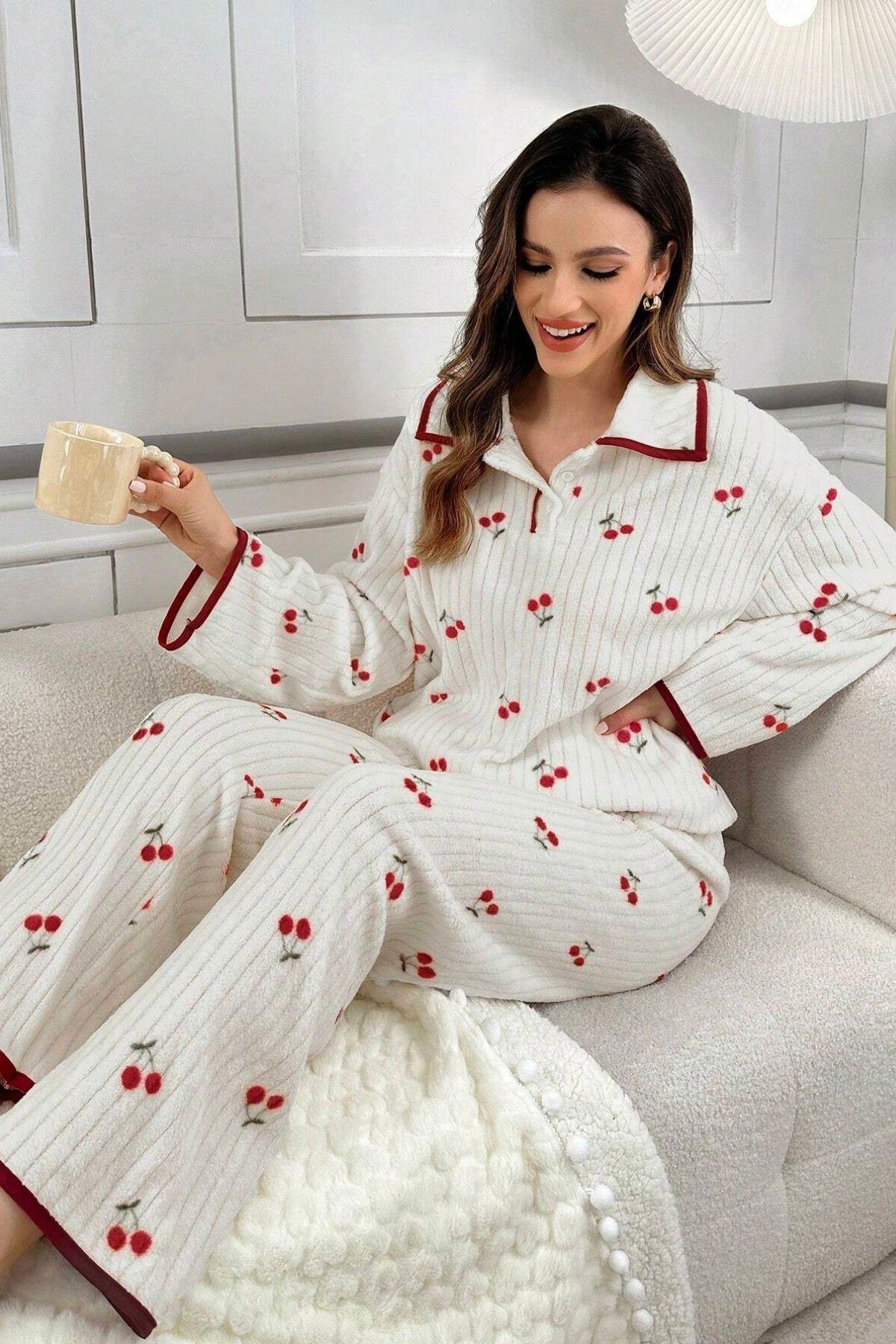 Deluxerie Pajama Set Keiba